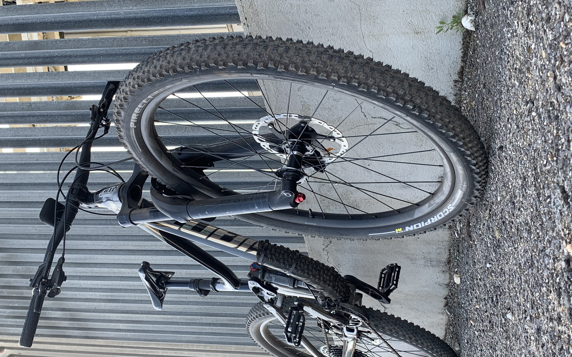 Mountain Bike Giant Reign 2, Usata, 2020, Nuoro