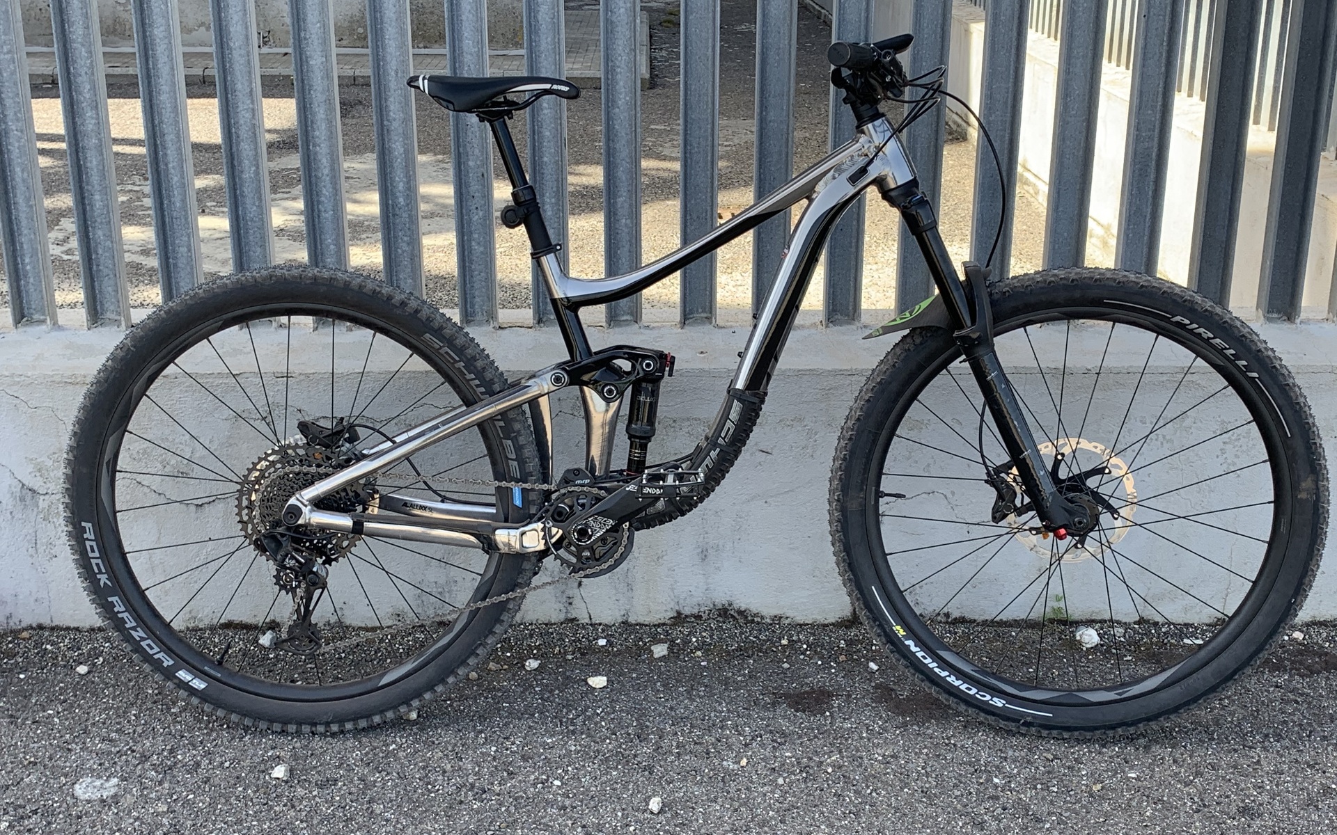 Mountain Bike Giant Reign 2, Usata, 2020, Nuoro